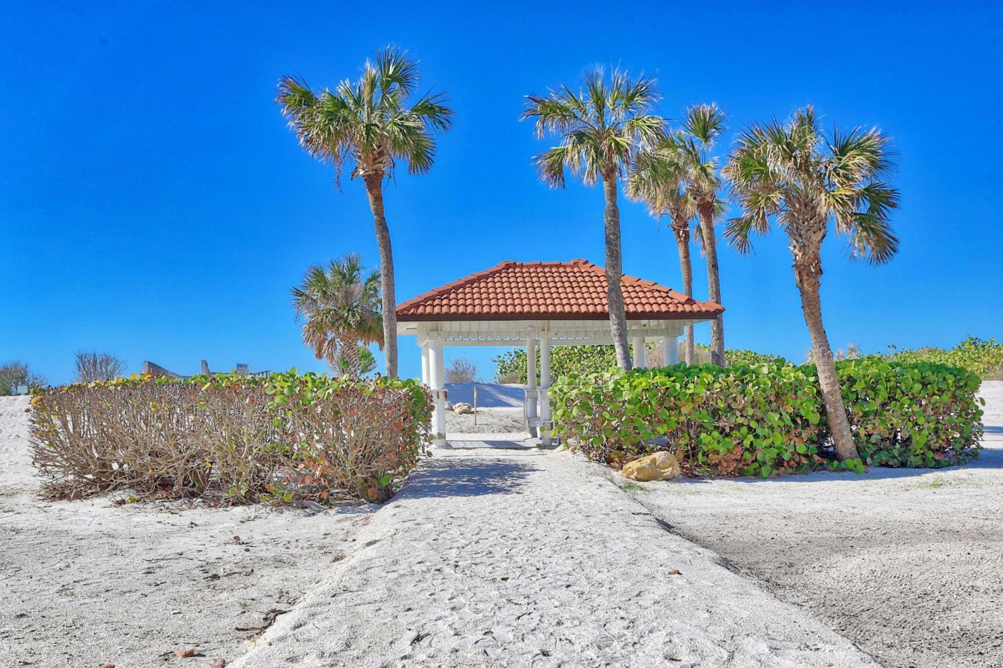 Land'S End 3-405 Bay Front - Premier Villa St. Pete Beach Exterior photo